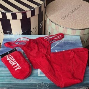 COPY - Victoria's Secret Red bundle